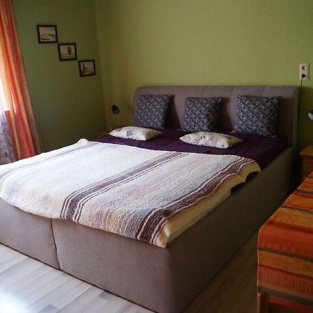 Lovely Apartment In Kirn Exterior photo